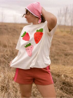 Pigeon Said Please Strawberry Tee